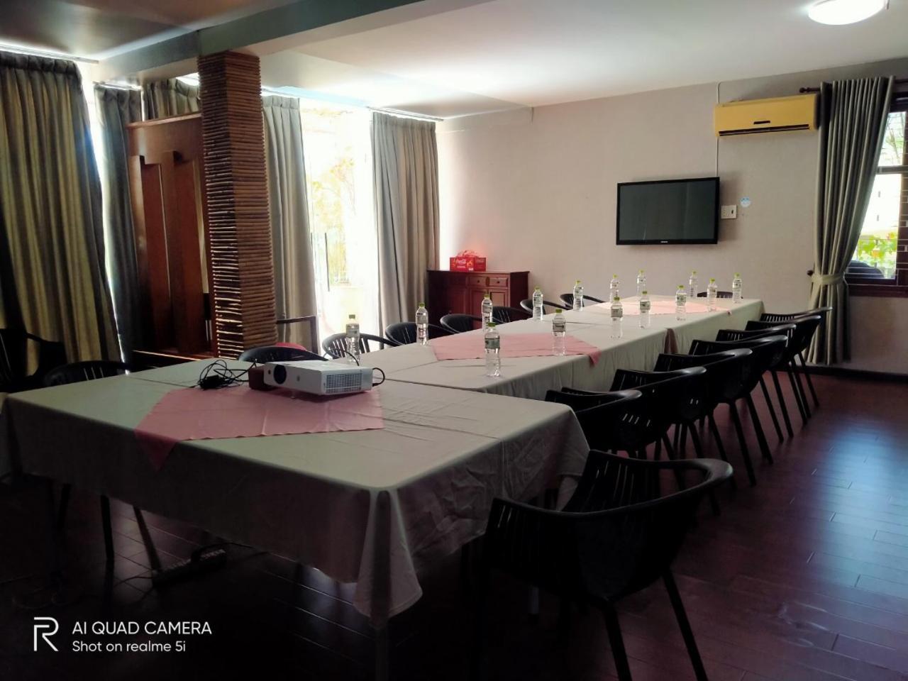 Ananas Beach Hotel Вунгтау Экстерьер фото
