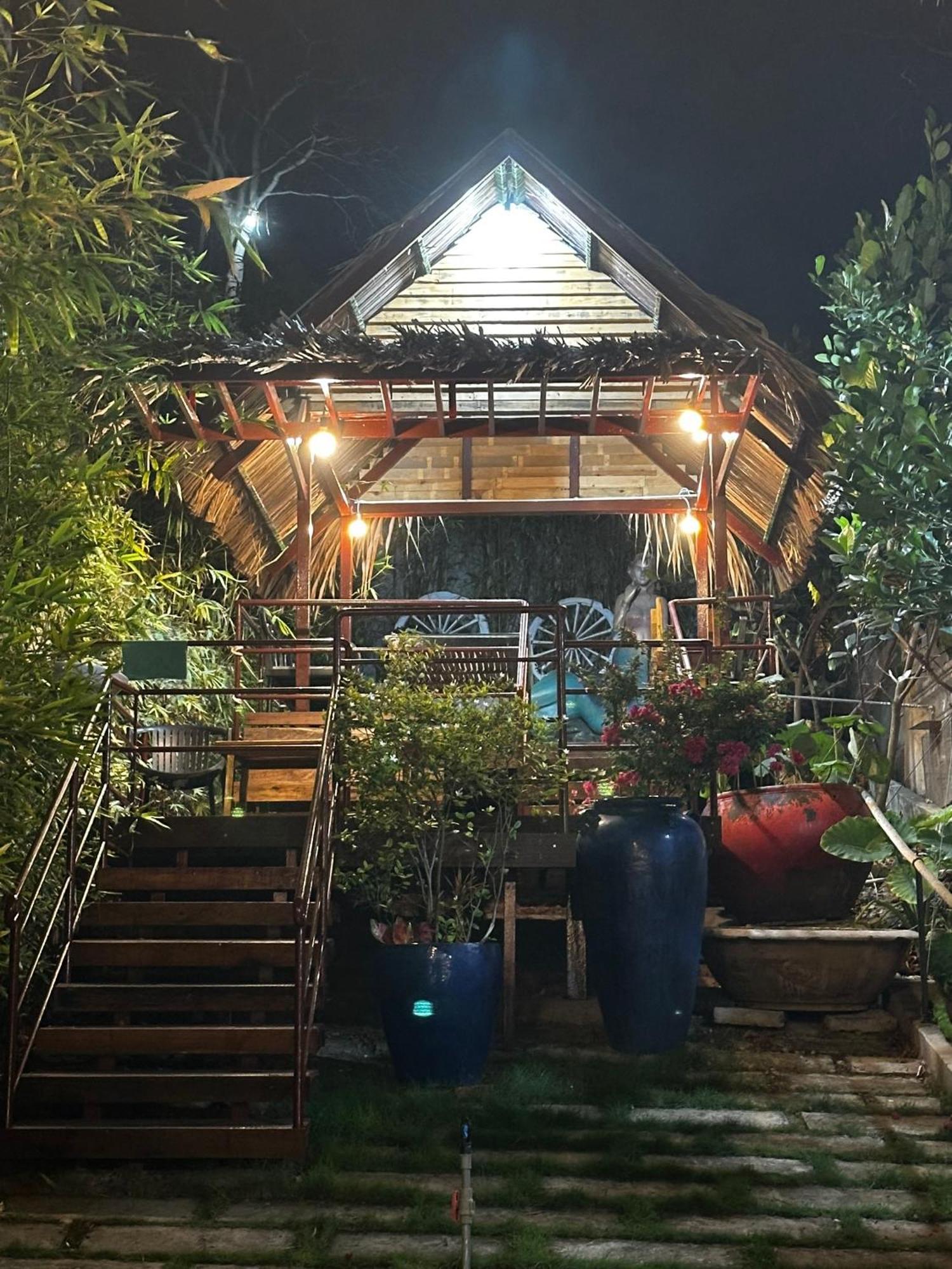 Ananas Beach Hotel Вунгтау Экстерьер фото