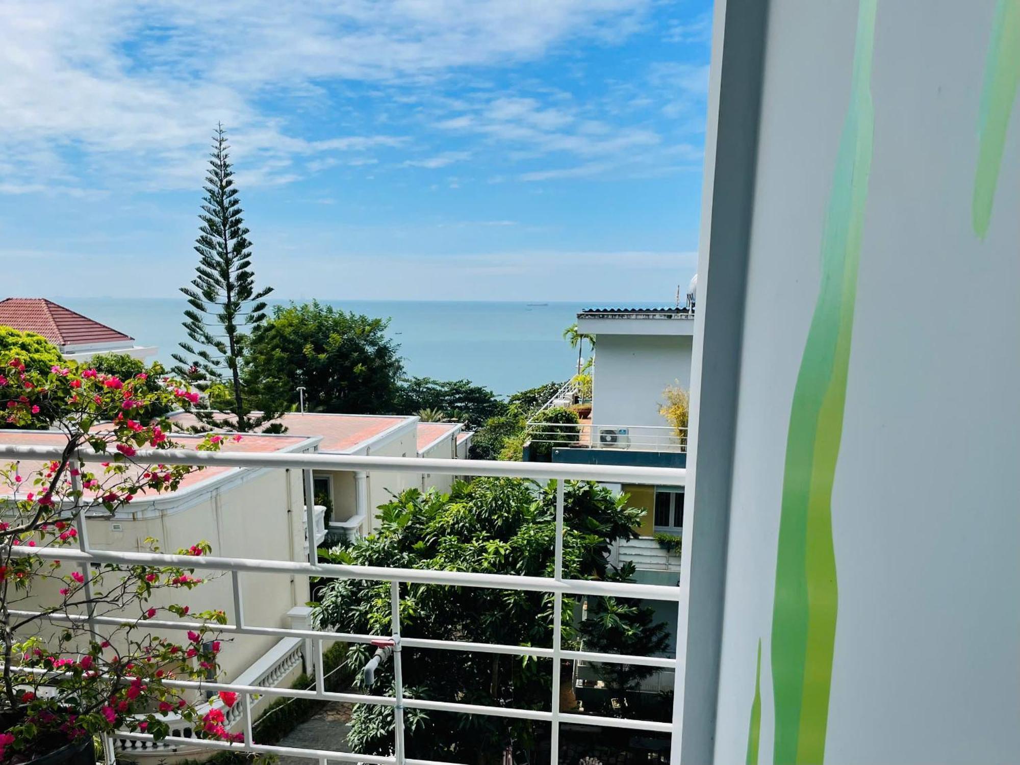 Ananas Beach Hotel Вунгтау Экстерьер фото